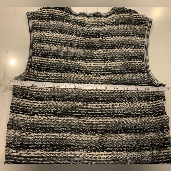 MISSONI Vintage Knit Sleeveless Top - Picture 5 of 10